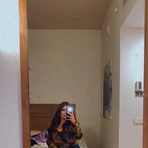 Meet your Posher, Marlen